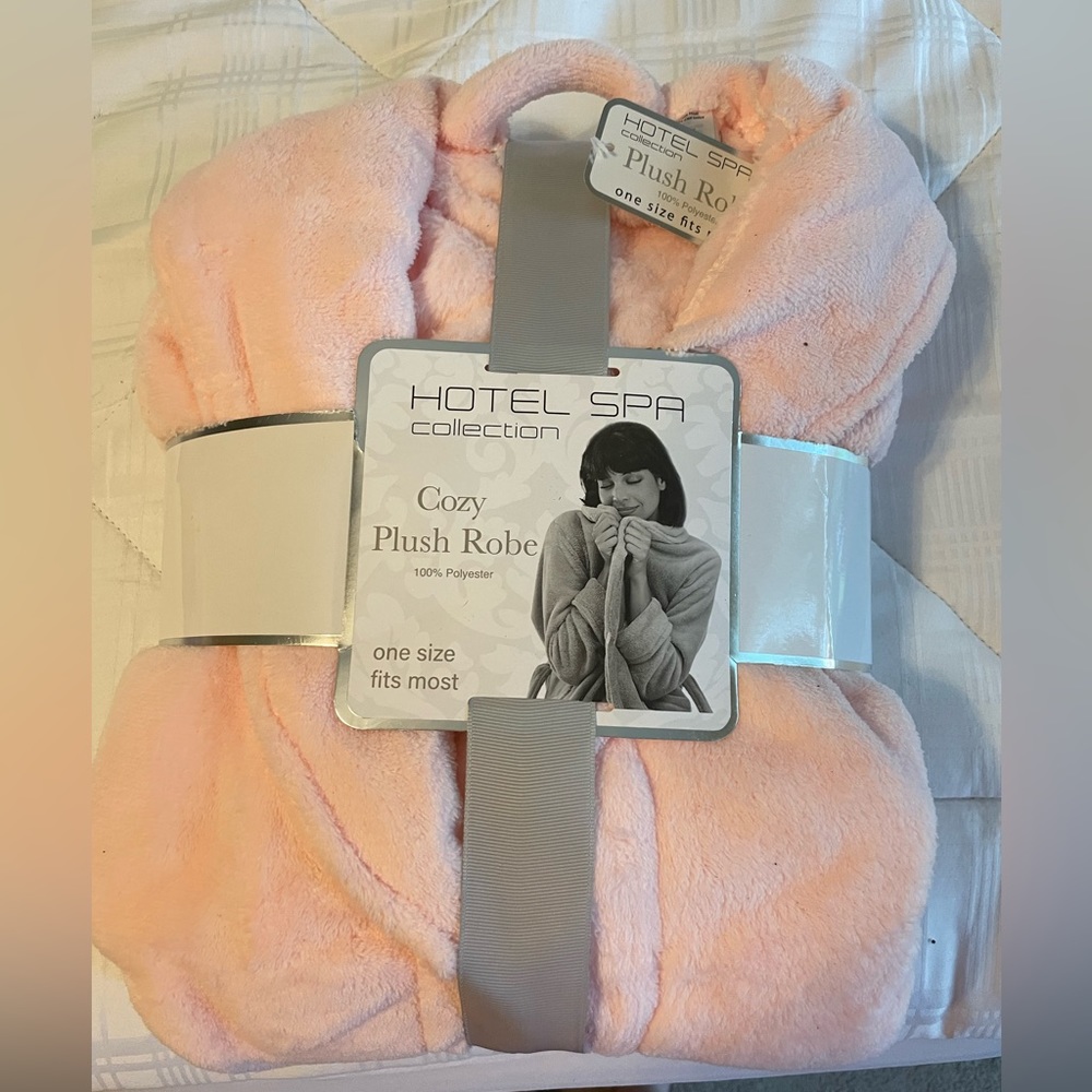 Cozy, plush, pink robe. One size fits all.